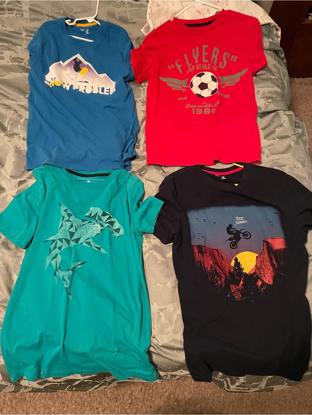 GAP Kids Tees and gray polo shirt Pack - Blue, Teal, Red & Black Graphic Shirts,